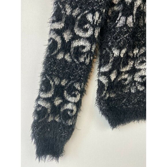 Celsius Premium Women's Eyelash Fuzzy Pullover Black Sweater Size M - Picture 5 of 10